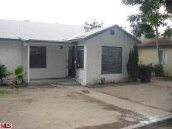 1st image of 221 E 16th St