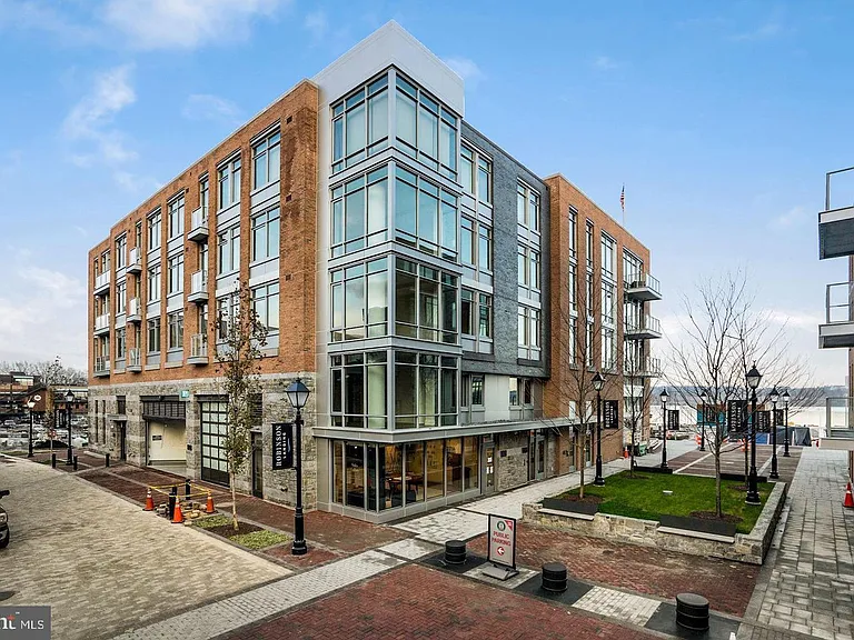 5 Pioneer Mill Way #201 — Photo 1