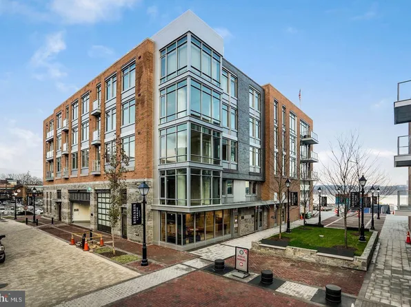 5 Pioneer Mill Way APT 201, Alexandria, VA 22314