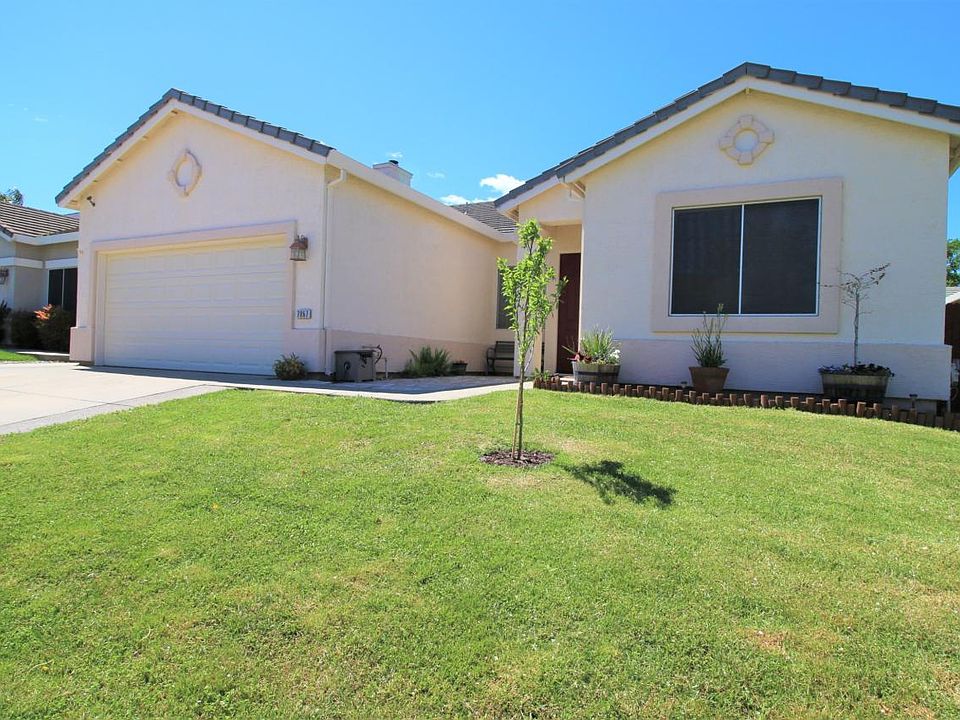 2nd image of 7867 Gazelle Trail Way
