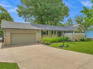 4711 SW Cedar Crest Rd, Topeka, KS 66606