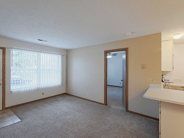 2221 S Street — Photo 15