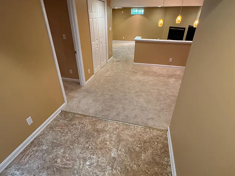 2906 Breezy Ter — Photo 35