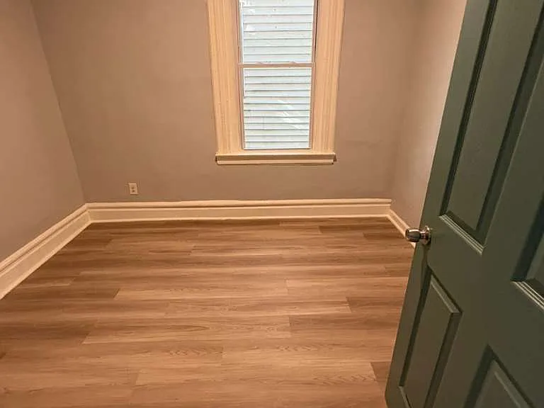 25 Linden Ave #1 — Photo 4