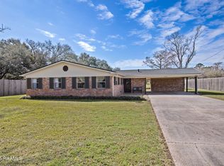 5504 Shoreline Dr, New Iberia, LA 70563