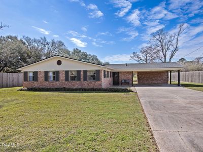 5504 Shoreline Dr, New Iberia, LA, 70563