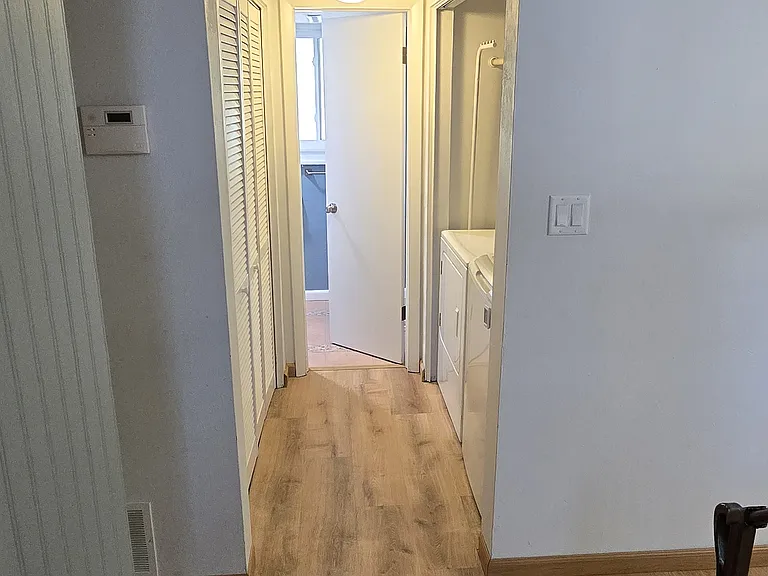 6685 Brook Park Dr — Photo 15