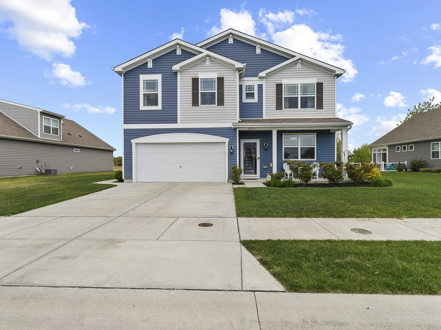 20576 Smithfield Cir - 1 — Photo 1