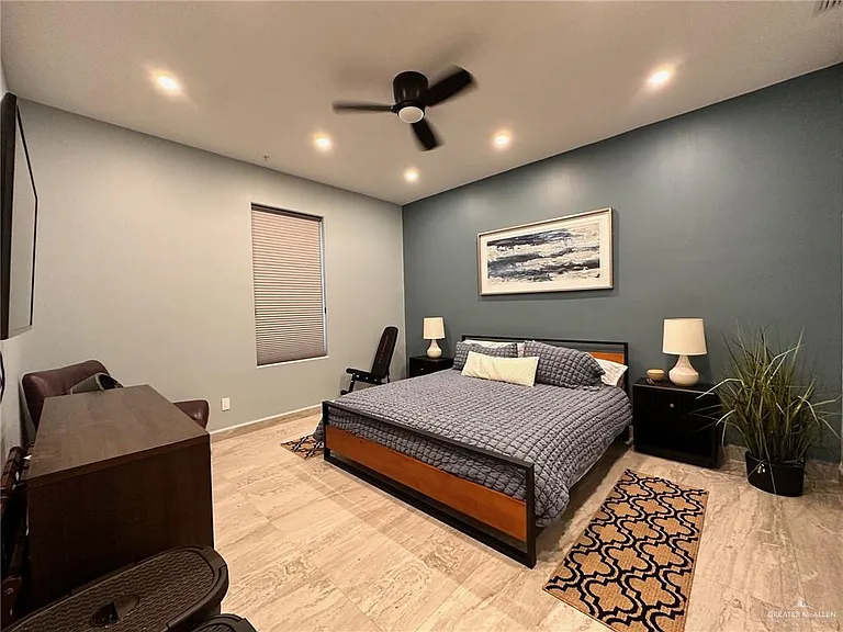 2700 Gulf Blvd #204 — Photo 19
