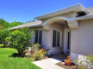 18112 Sandy Pointe Dr, Tampa, FL 33647