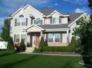 1557 S Doral Dr, Syracuse, UT 84075