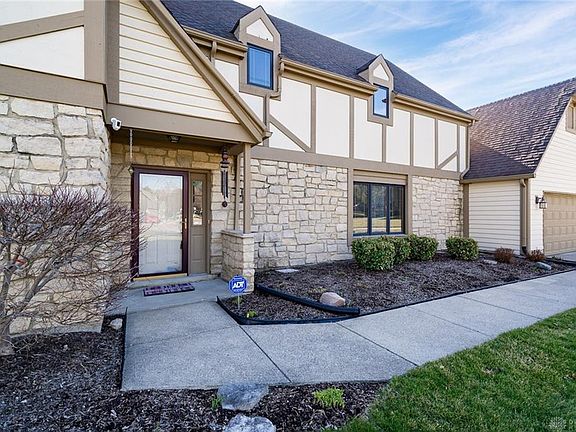 3rd image of 5016 Sycamore View Dr