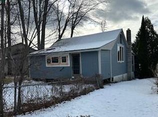 5 Loon Dr, Lewiston, ME 04240