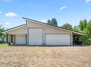 523 W 3rd St, Newport, WA 99156