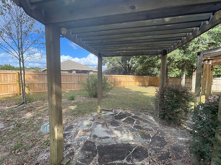 6716 Barnwood Dr — Photo 23