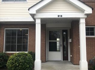 915 Ithaca Ct, Virginia Beach, VA 23451