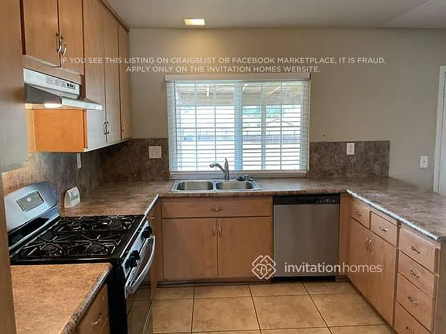 5055 Citadel Ave — Photo 3