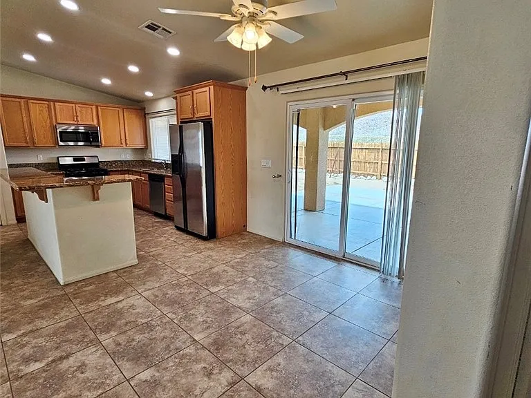 7064 Eucalyptus Ave — Photo 31