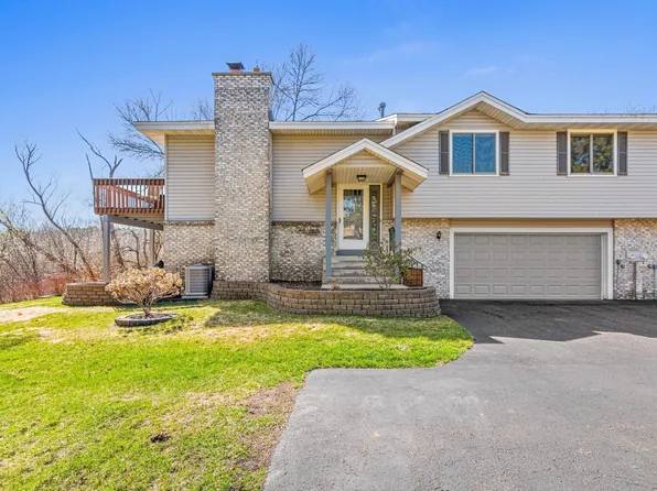 5712 Royal Oaks Dr, Shoreview, MN 55126
