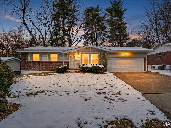2nd image of 11079 Worchester Dr