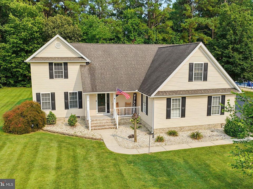 1st image of 7 Kinsleys Ln