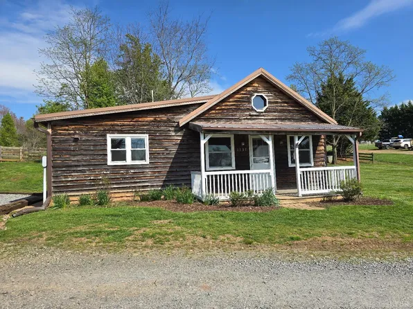 1137 Pauley Pl, Bedford, VA 24523