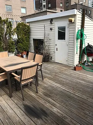 Rented by Chartwell Manhattan Realty | media 25