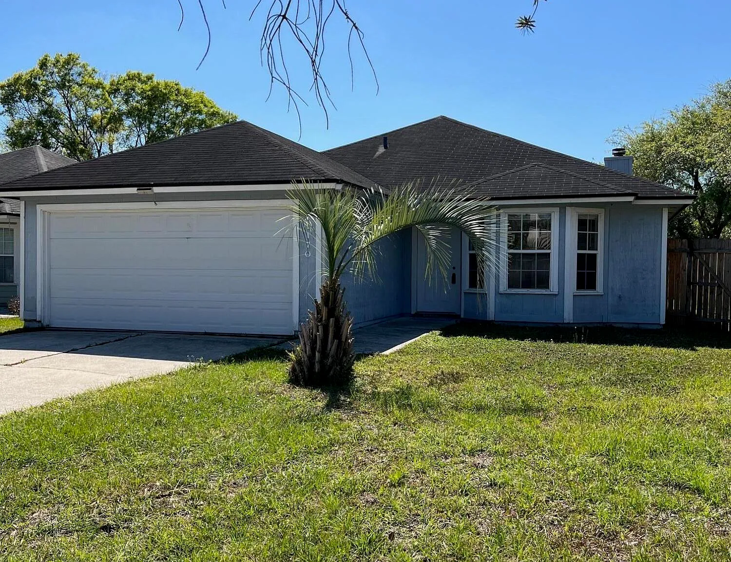 3 bed, 2.0 bath, 1460 sqft, $2,050 — Photo 1