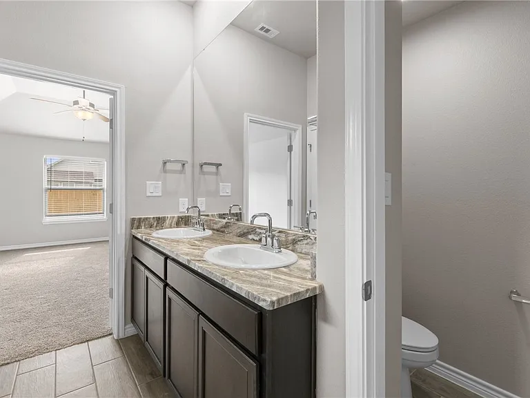 1353 Trent Park Ln — Photo 13