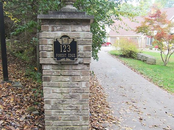 2nd image of 123 Forest Edge Dr