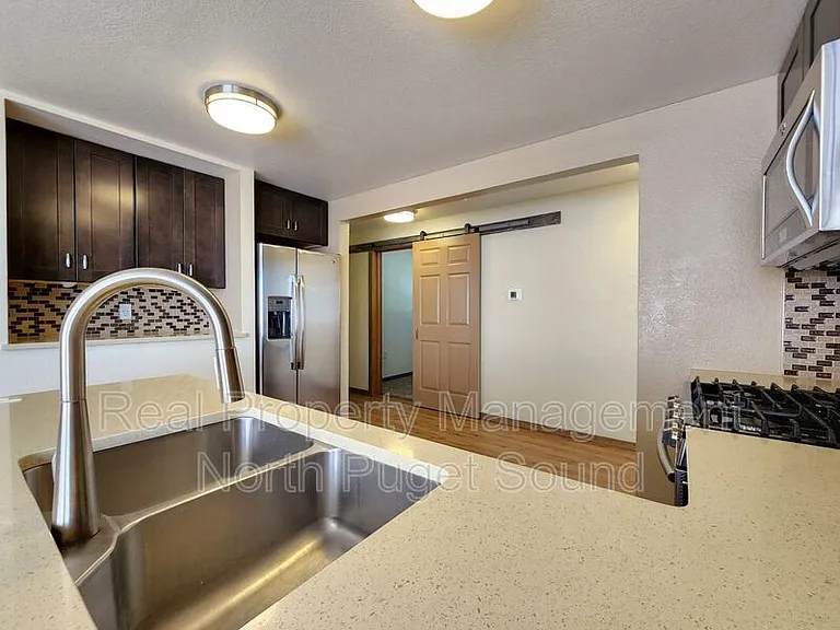 10914 Willow Rd #A — Photo 9