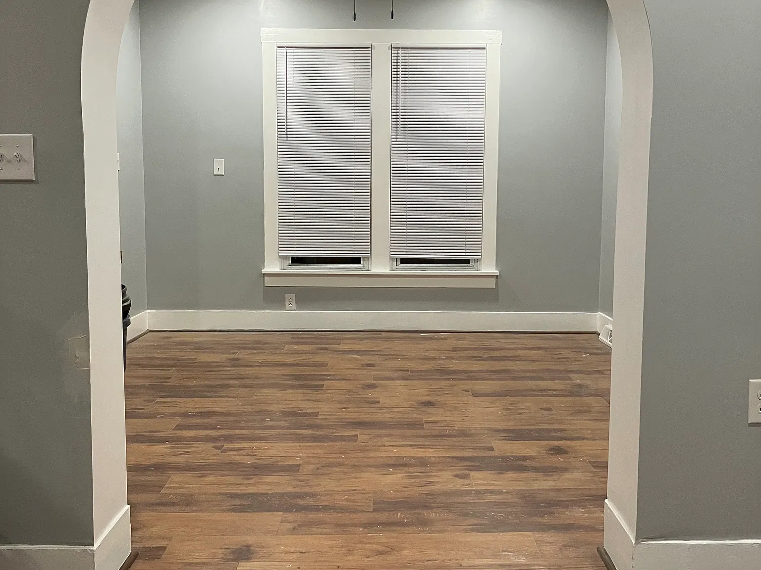 3 bed, 1.5 bath, 1645 sqft, $1,300 — Photo 4
