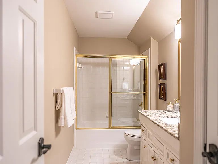 110 Hearthstone Rd — Photo 36
