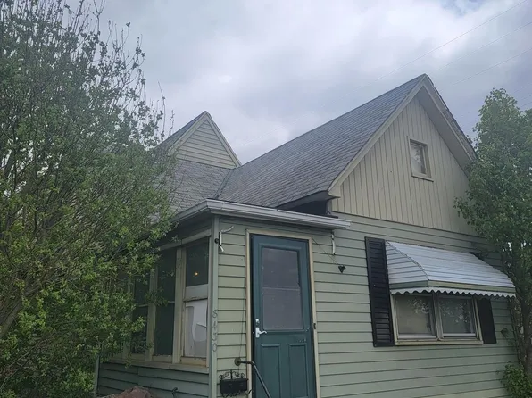 8430 Lumpkin St, Hamtramck, MI 48212