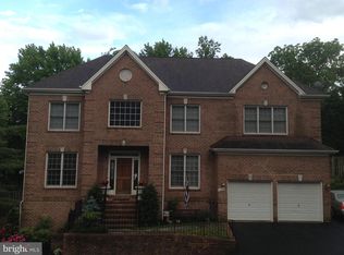 10200 Wrens Ct, Fairfax, VA 22032