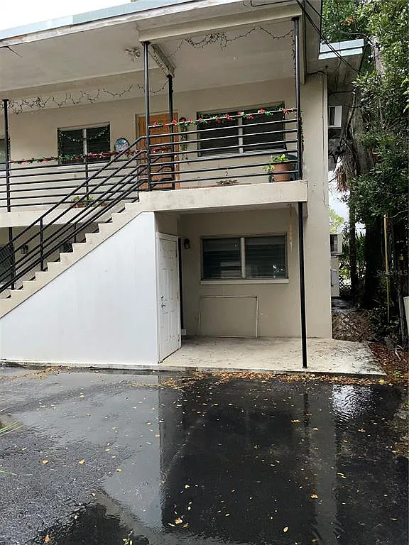 1 bed, 11.0 bath, 3006 sqft, $1,350 — Photo 1