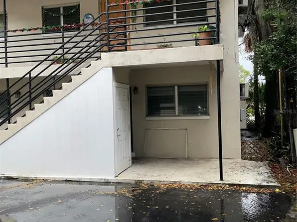 615 Oak Ave, Clearwater, FL 33756