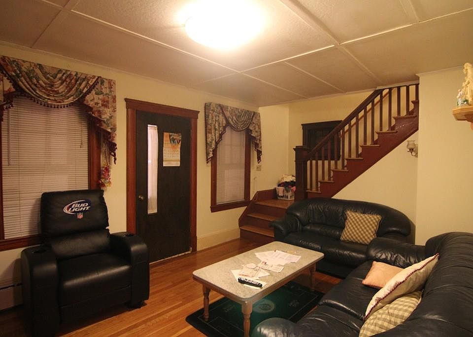 2nd image of 20 Vesey Rd