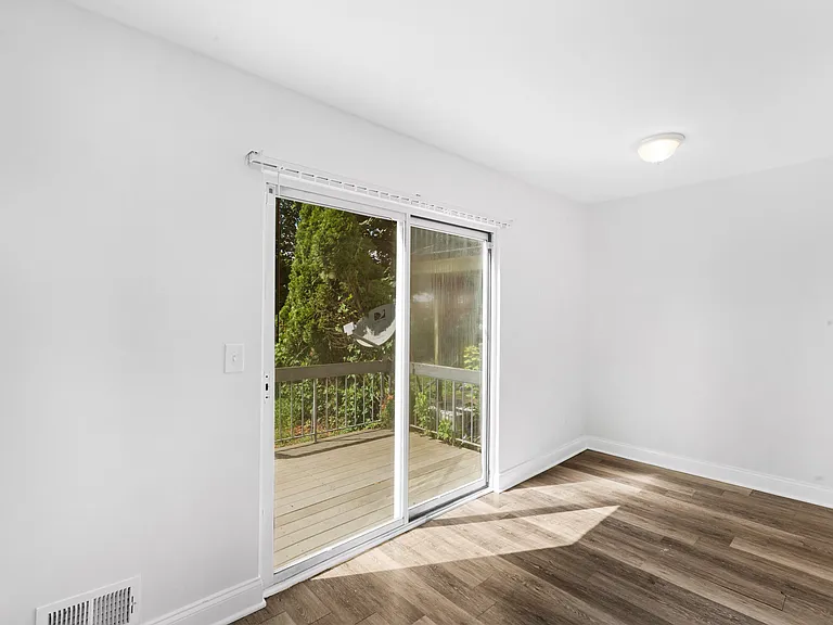 103 Orchard Meadows Dr — Photo 10