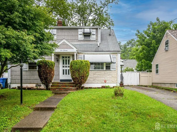115 W Woodbridge Ave, Iselin, NJ 08830