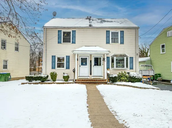 3 Mac Arthur Dr, Edison, NJ 08837