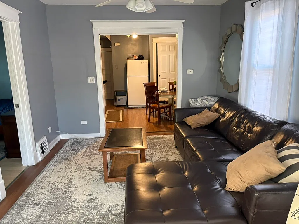 3 bed, 1035 sqft, $950 — Photo 3