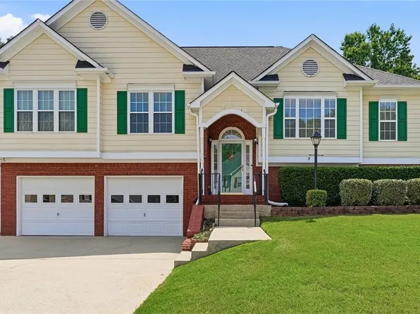 2343 Bluff Creek Overlook, Douglasville, GA 30135