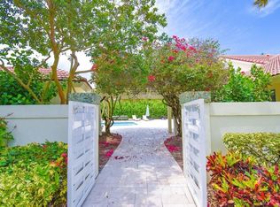 7351 Valencia Dr, Boca Raton, FL 33433