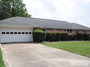 303 Candlewood Dr, Enterprise, AL 36330