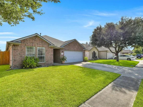 706 Saint Croix St, Alvin, TX 77511