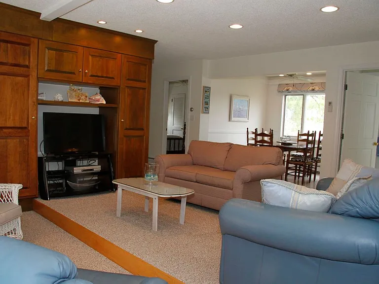 16 Kenphil Ave — Photo 6