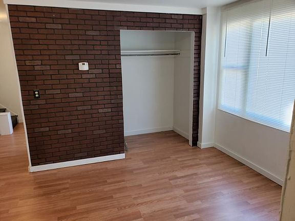3rd image of 417 S New York Ave