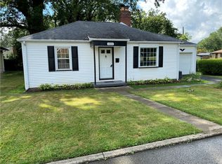 233 Ashton Rd, Sharon, PA 16146