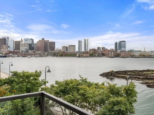 45 Lewis St #215, Boston, MA 02128